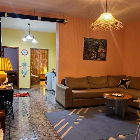 Innerbloom Apartment *