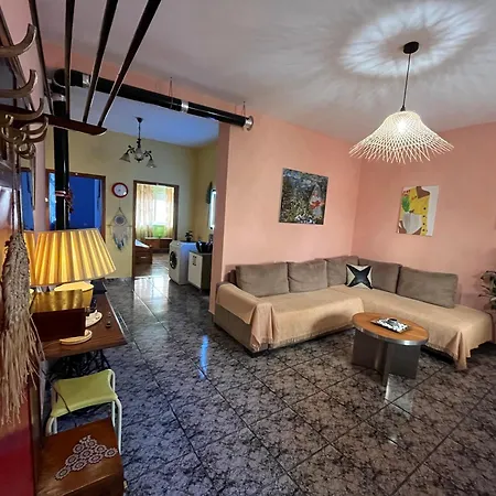 Innerbloom Private House