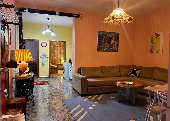 Innerbloom Apartment *